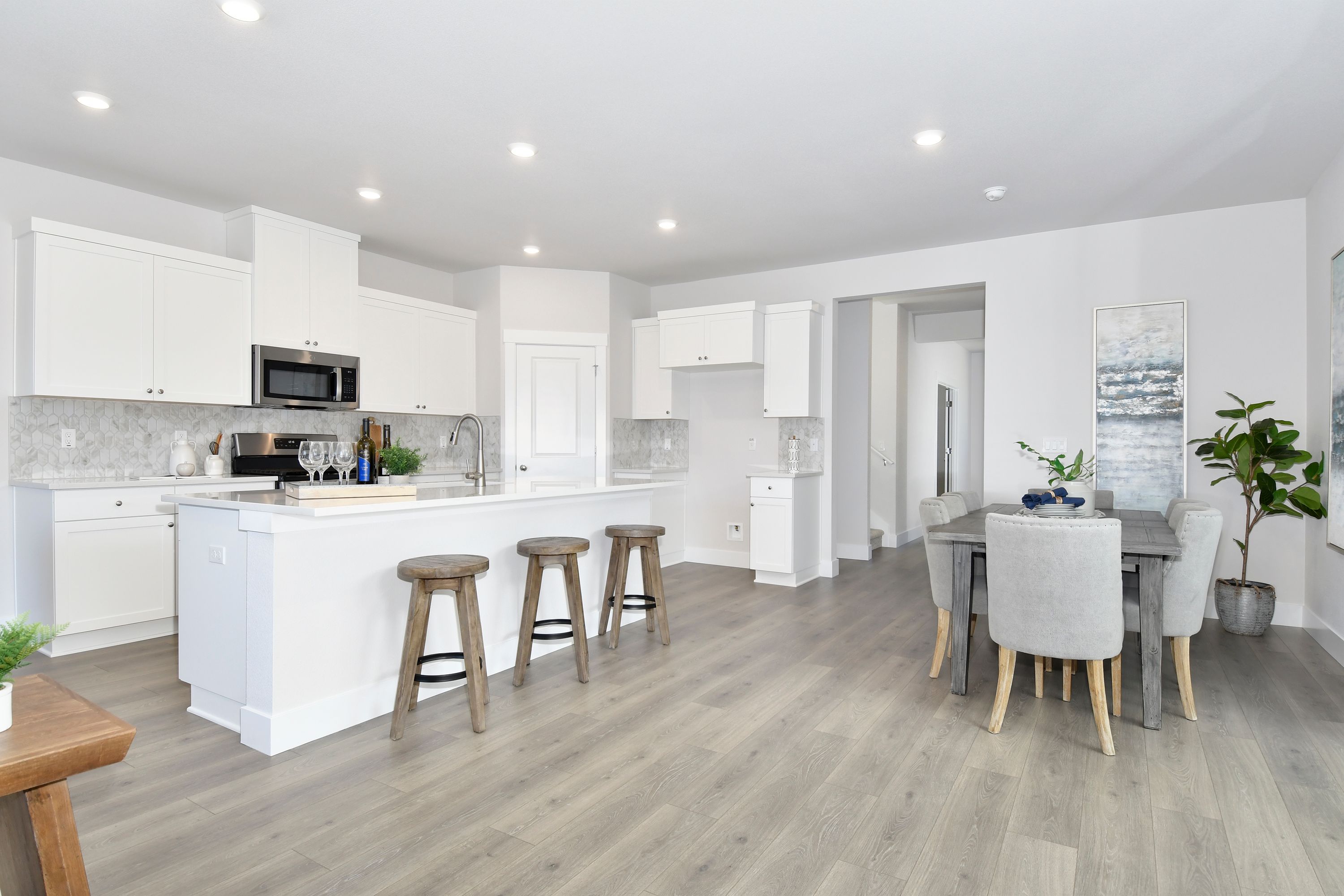 BCTH-7895 NW Eleanor Avenue-18