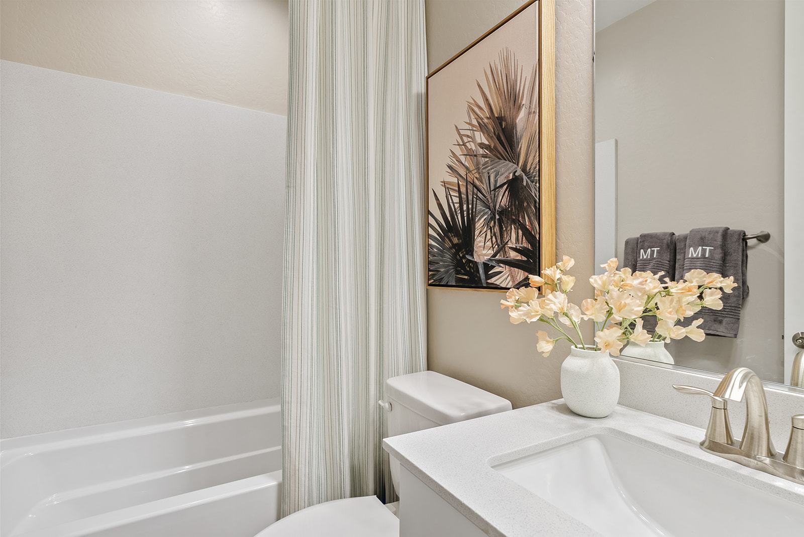 Asante Journey Beacon Model_Bath 2