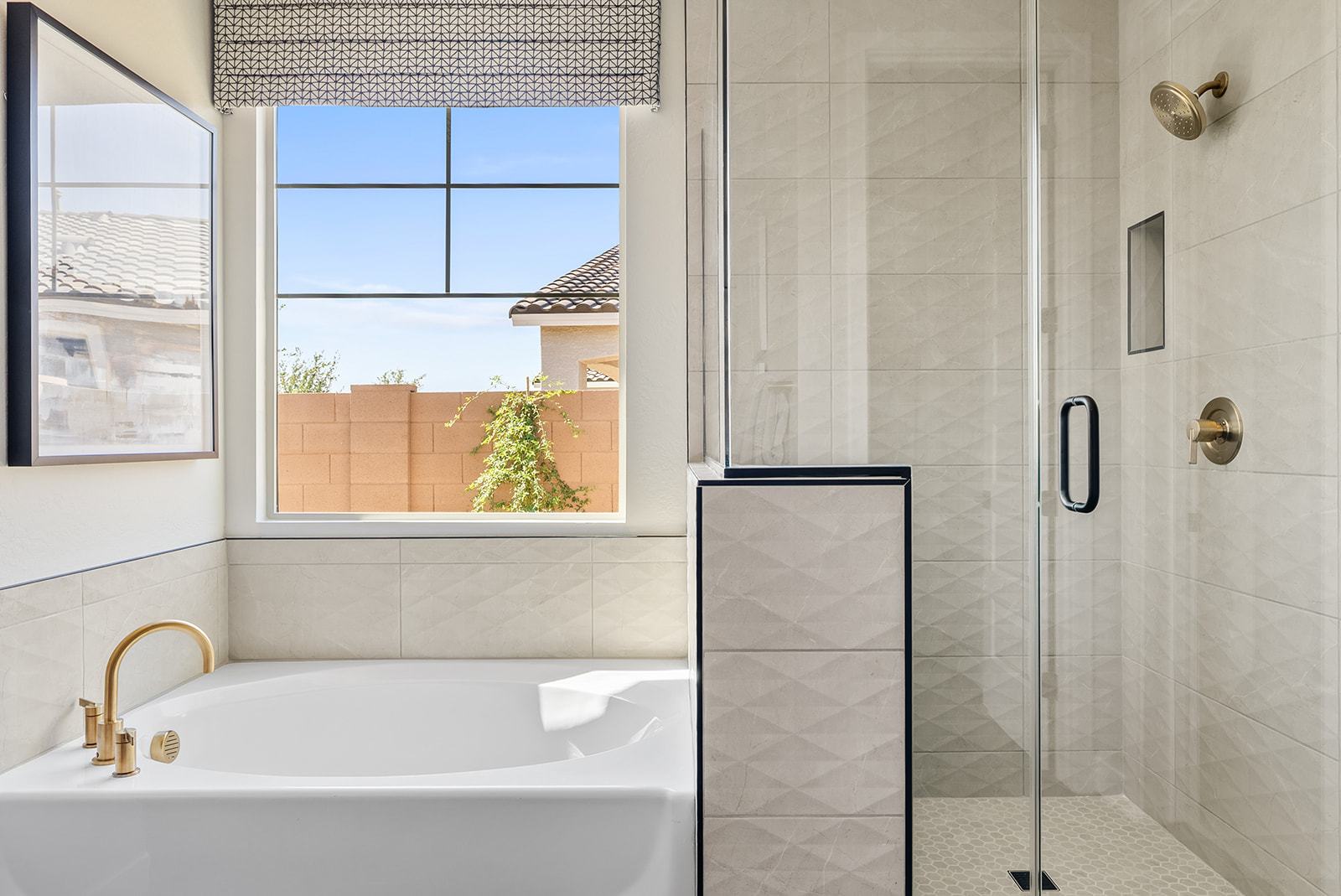 Asante Journey Overland ModelPrimary Bath 1