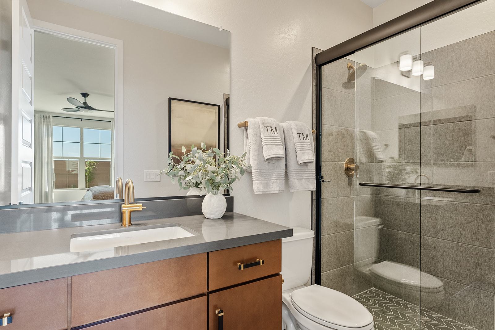 Asante Journey Overland ModelPrimary Bath  2