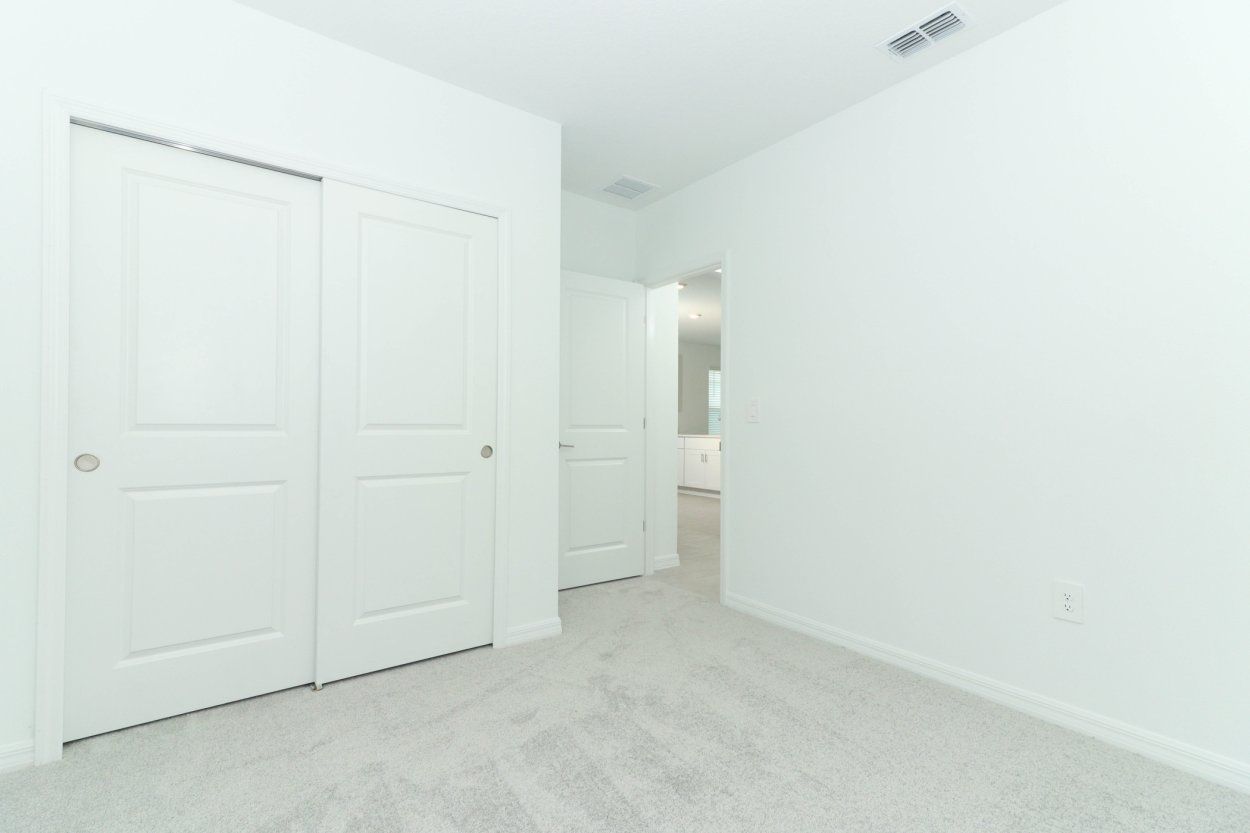 023-Bedroom_Alt_View