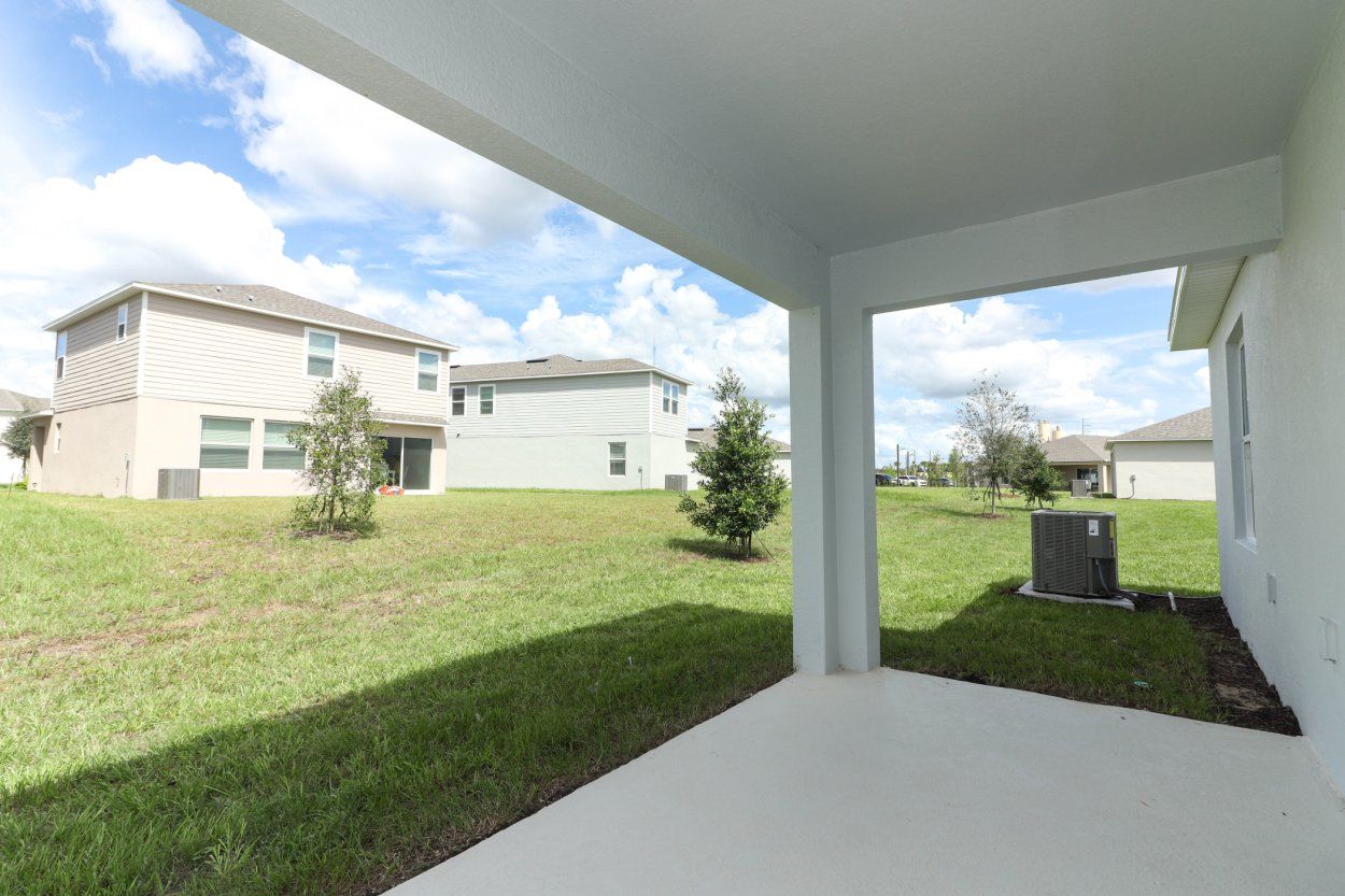 030-Patio_Back_View