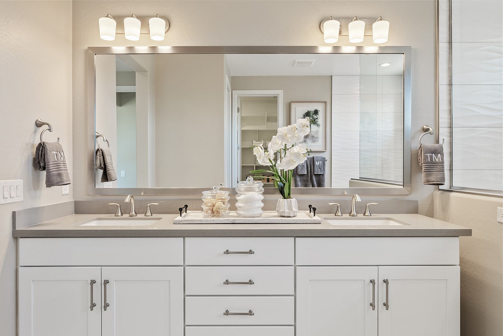 Asante Journey Beacon ModelPrimary Suite Bath  1