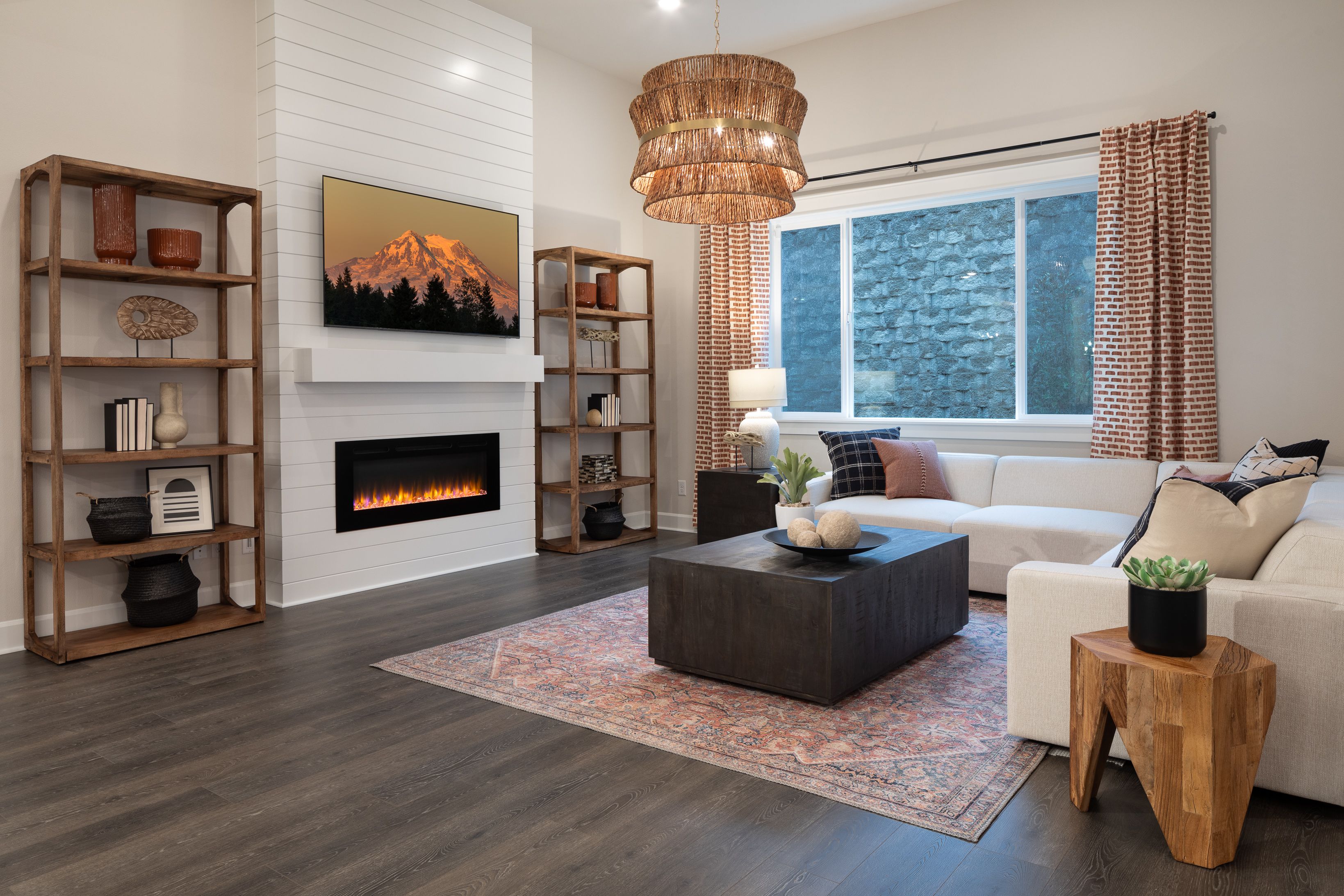 Ovation at Oak Tree Sequoia II Great Room