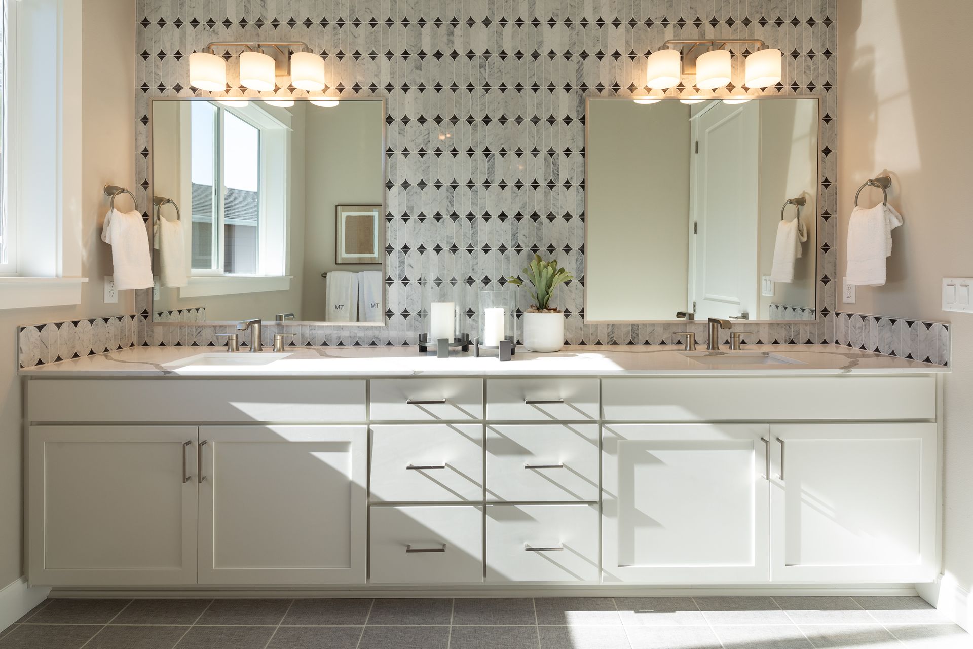 Ovation at Oak Tree Walnut II Primary Bathroom
