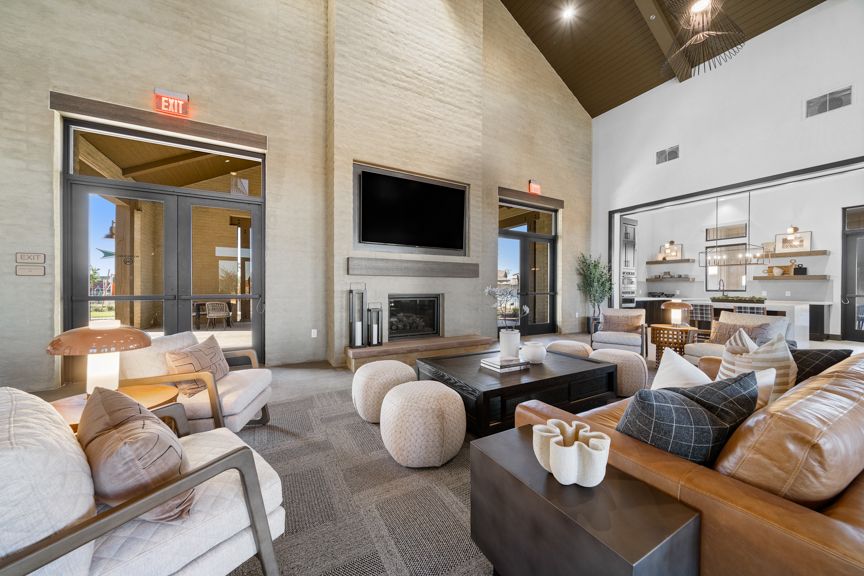 Inside Clubhouse 4
