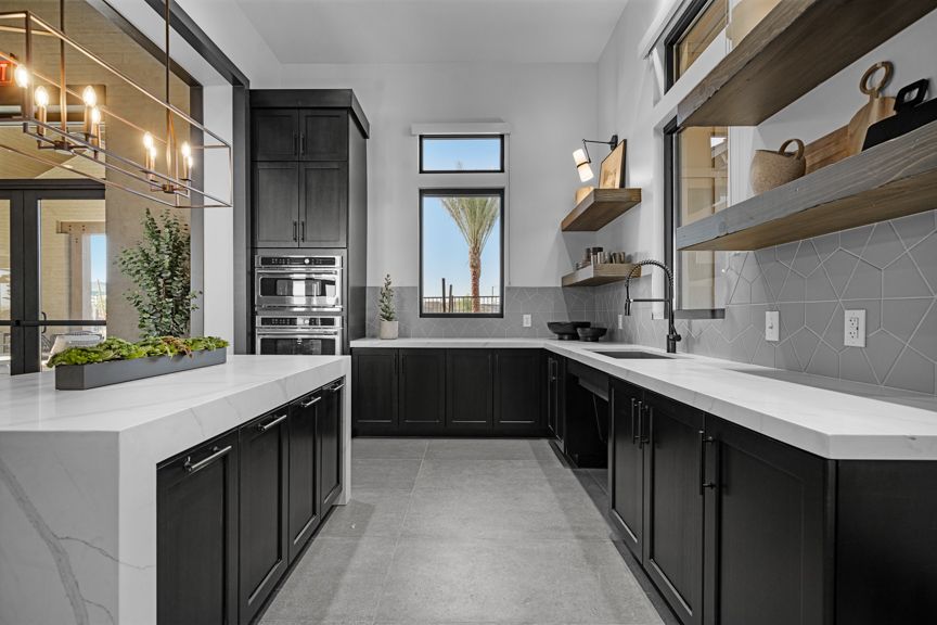 Clubhouse Kitchen 4