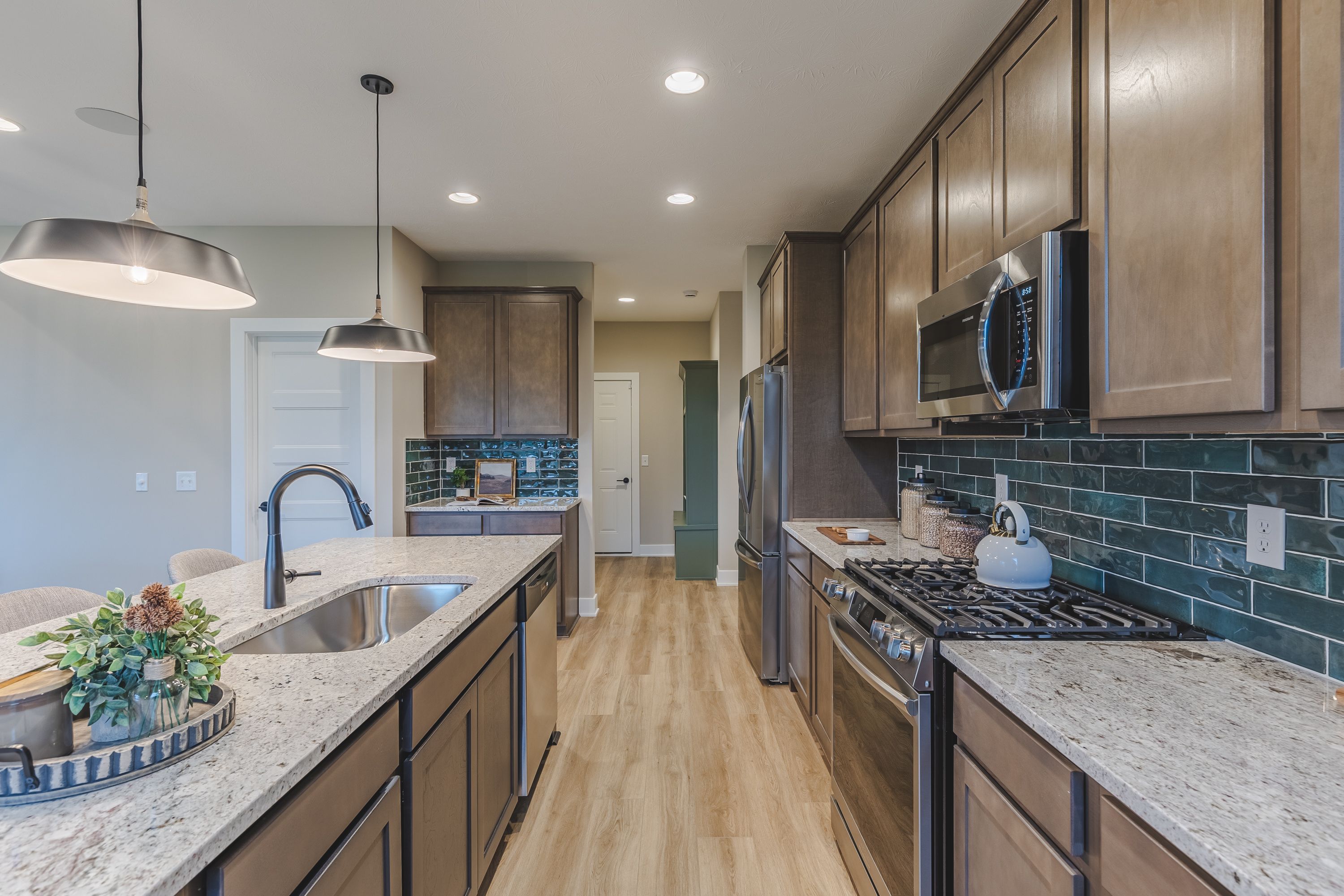 09 Kitchen