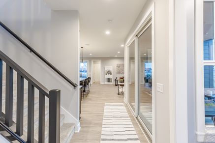 02 Front Entry