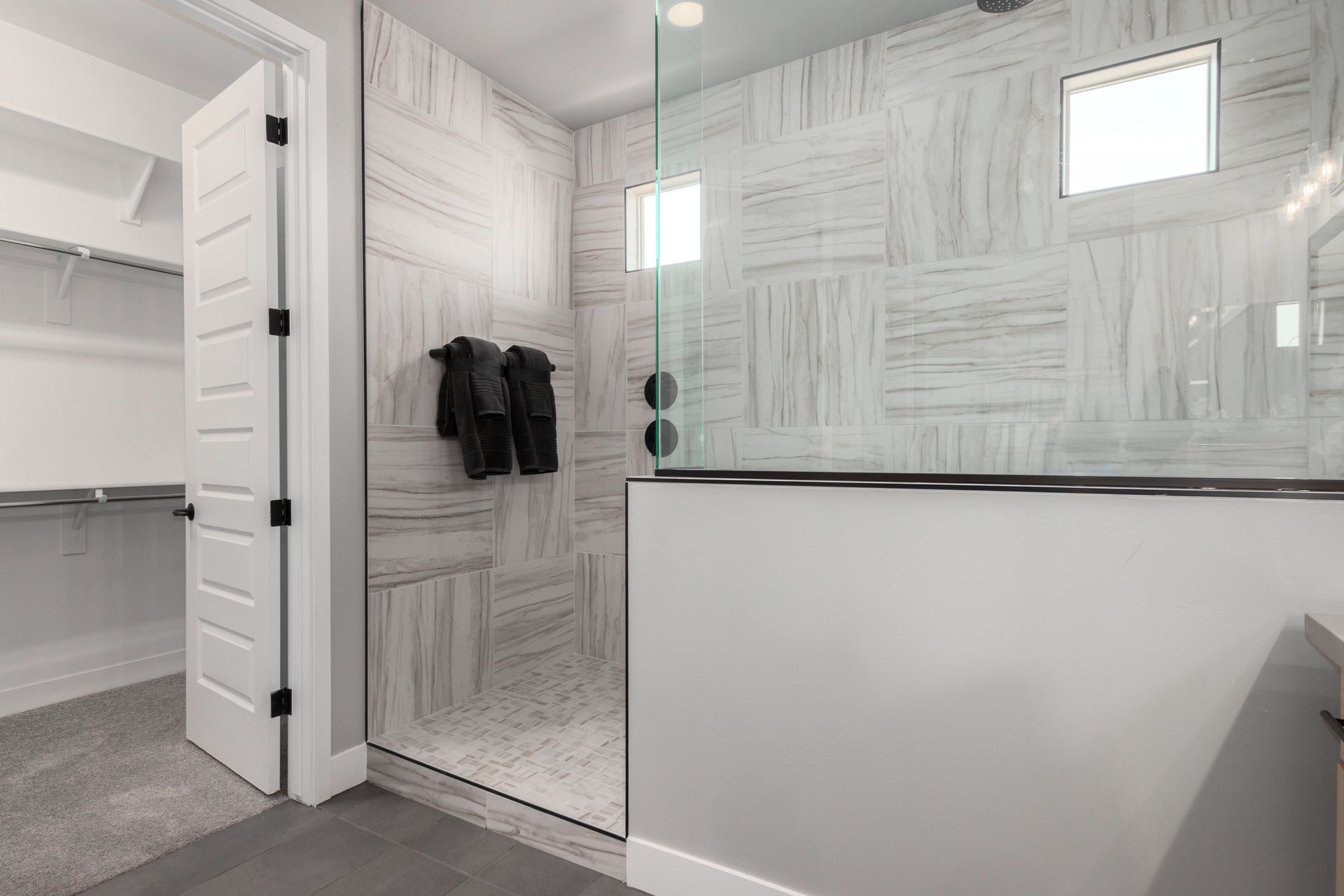 Owners Walk In Shower16