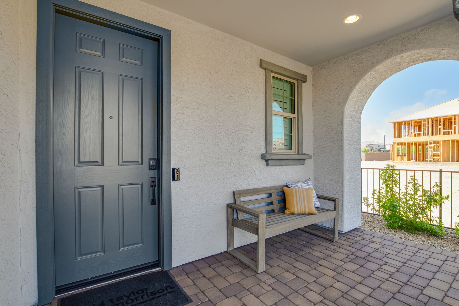 Porch7