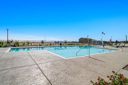 Pool  3