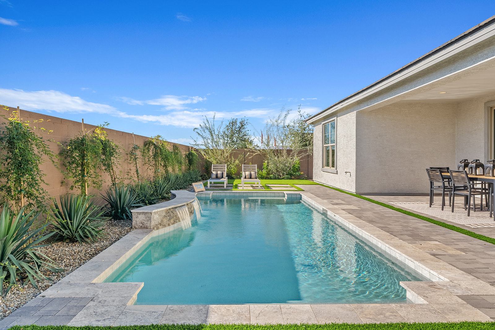 Asante Journey Overland ModelBackyard  1