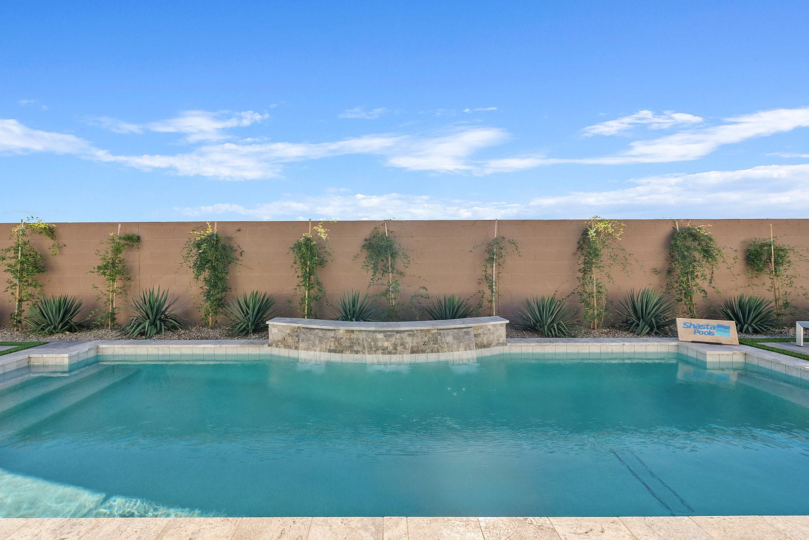 Asante Journey Overland ModelBackyard 2