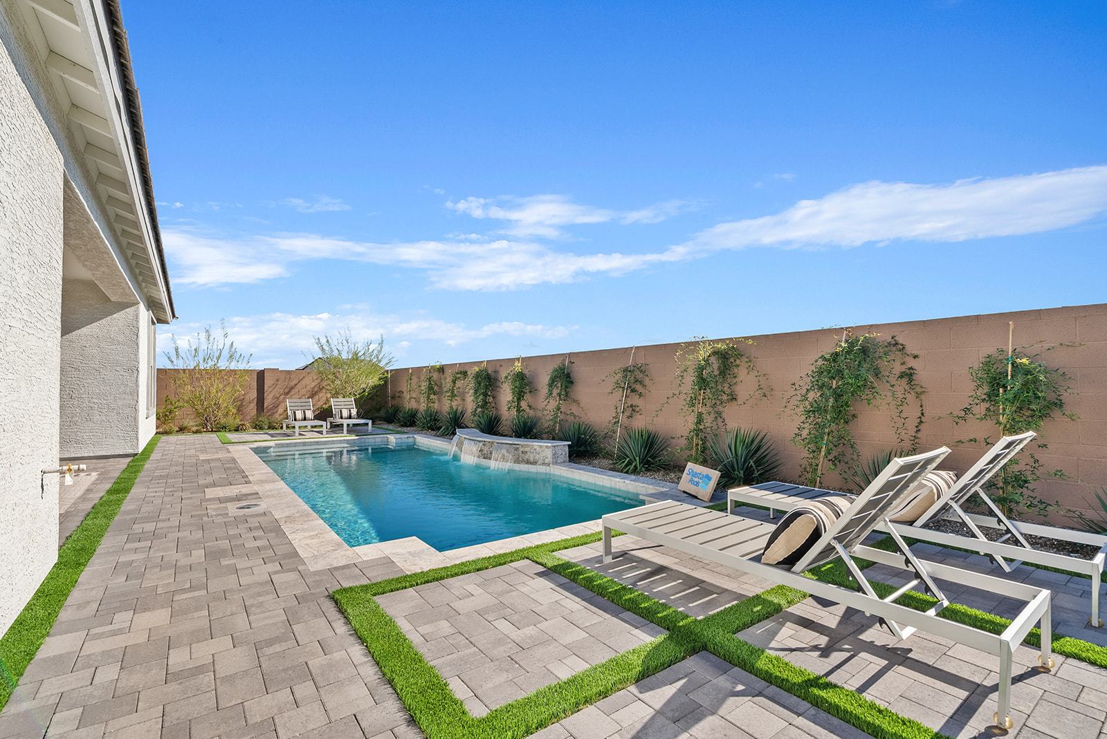 Asante Journey Overland ModelBackyard 4