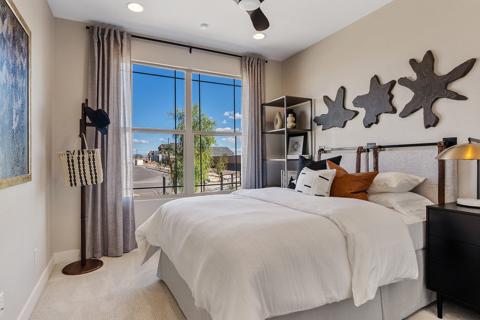 Asante Encore Regal_Bed 4