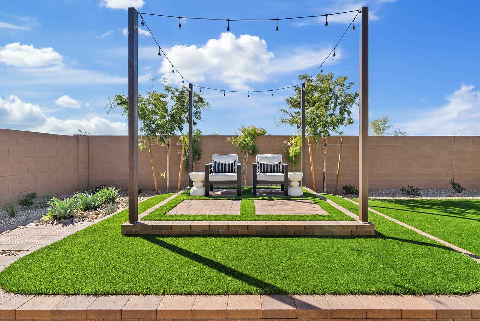 Asante Encore RegalBackyard 1