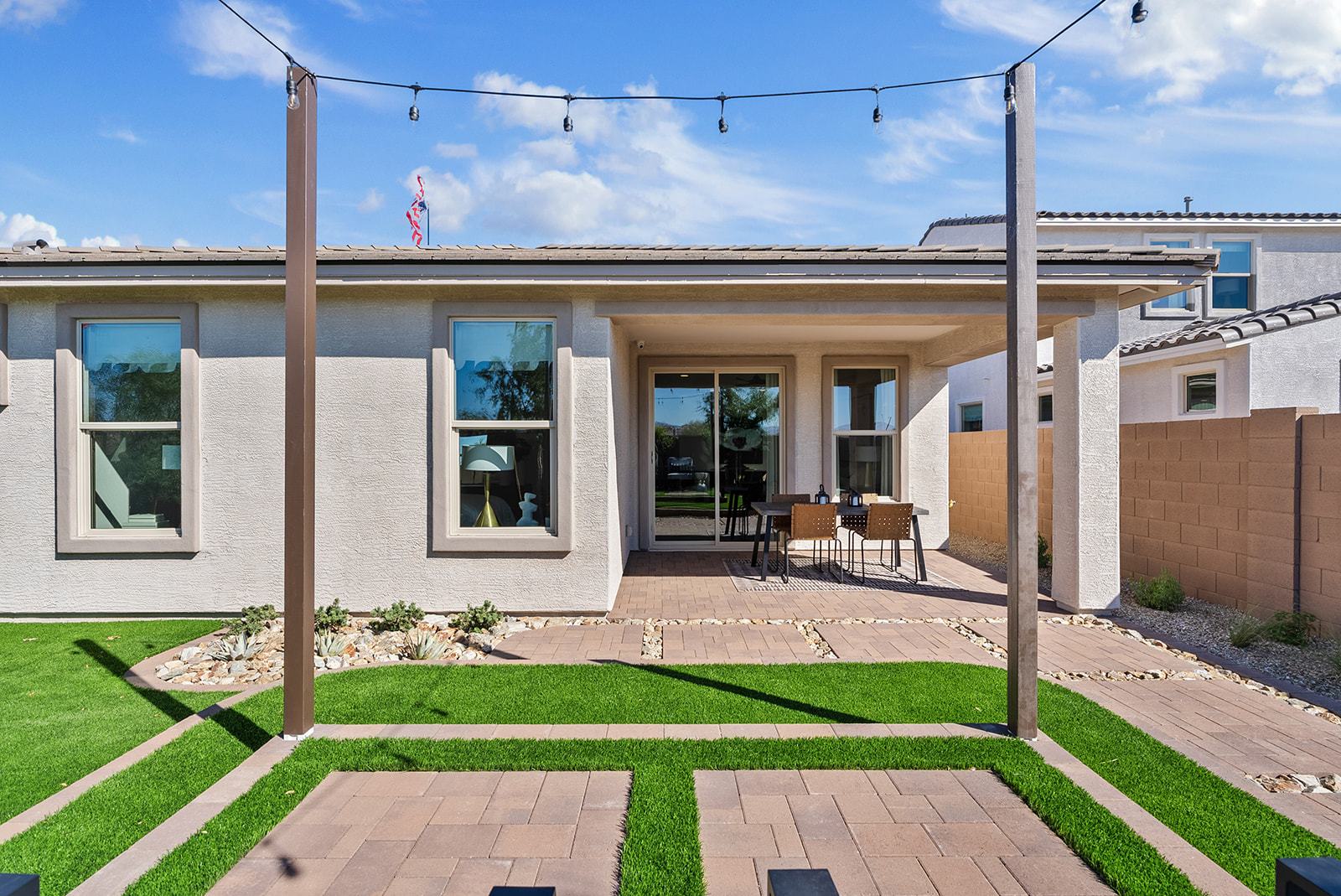 Asante Encore RegalBackyard 2