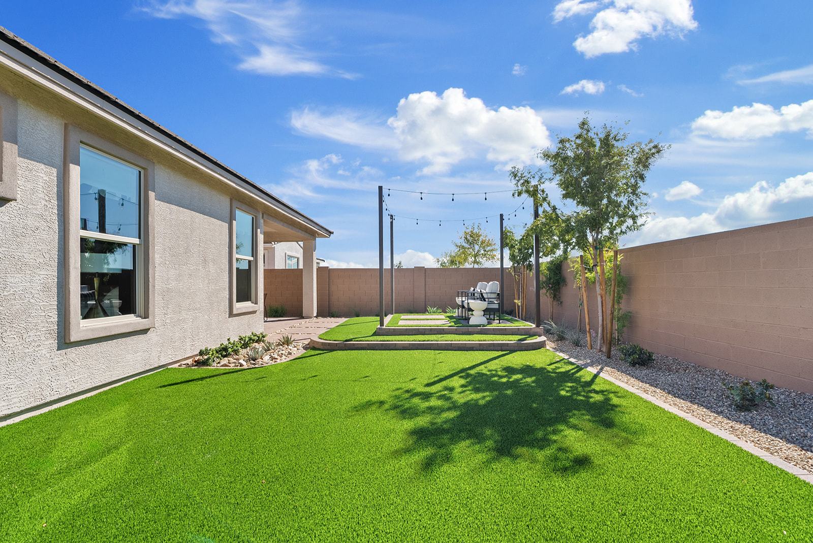 Asante Encore RegalBackyard 3