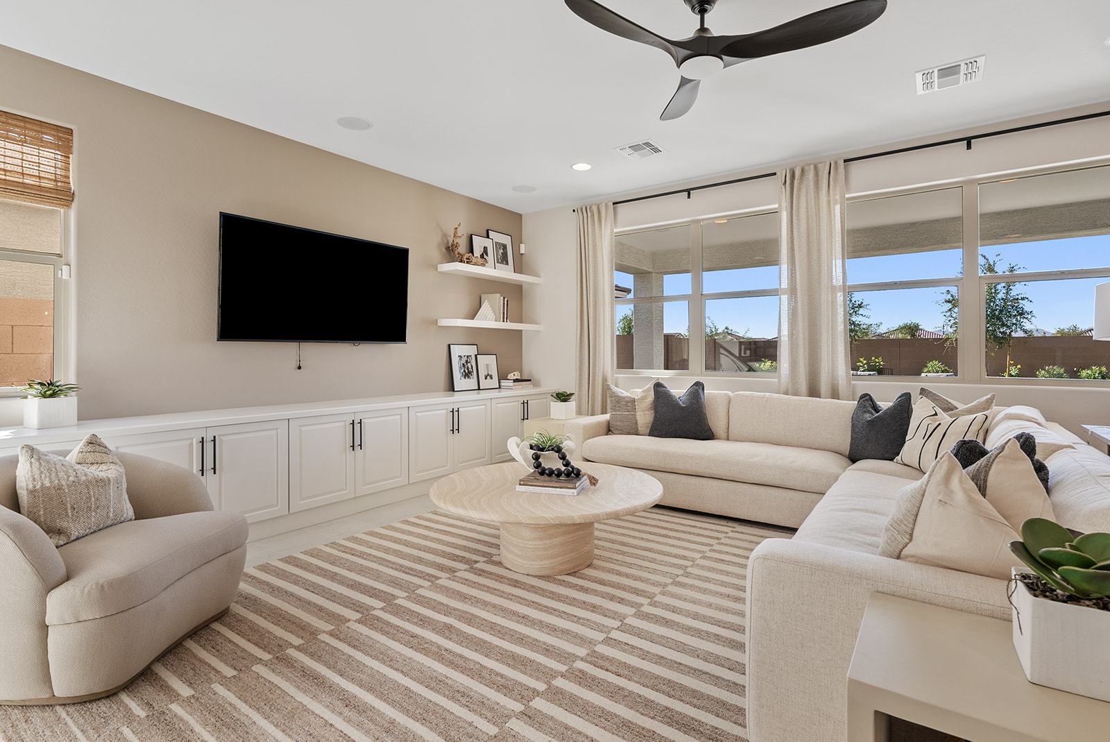 Asante Discovery Sienna_Great Room