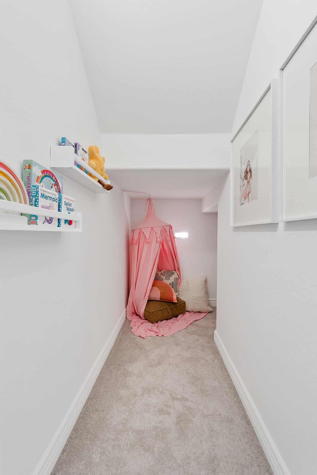 Asante Discovery Sienna_Under Stairs