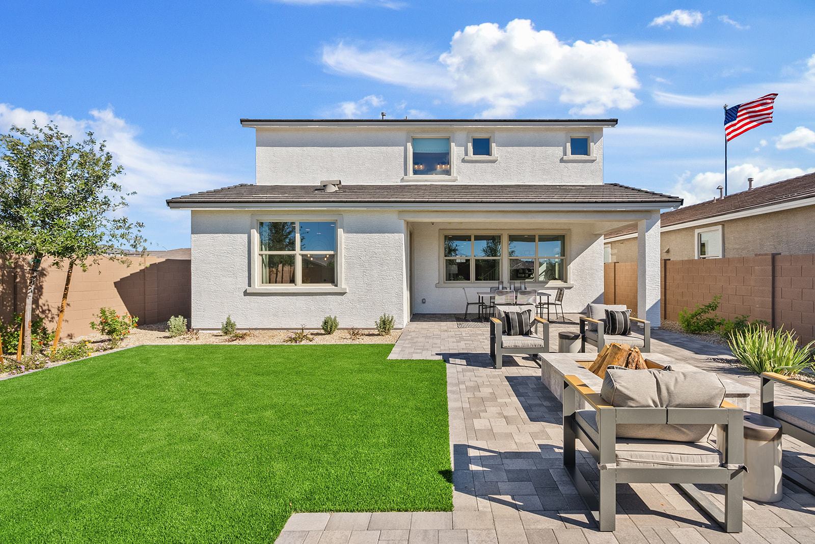 Asante Discovery SiennaBackyard 2