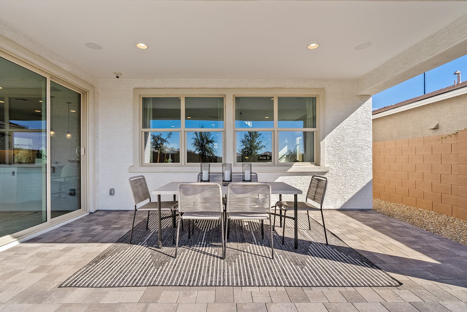 Asante Discovery SiennaBackyard 3