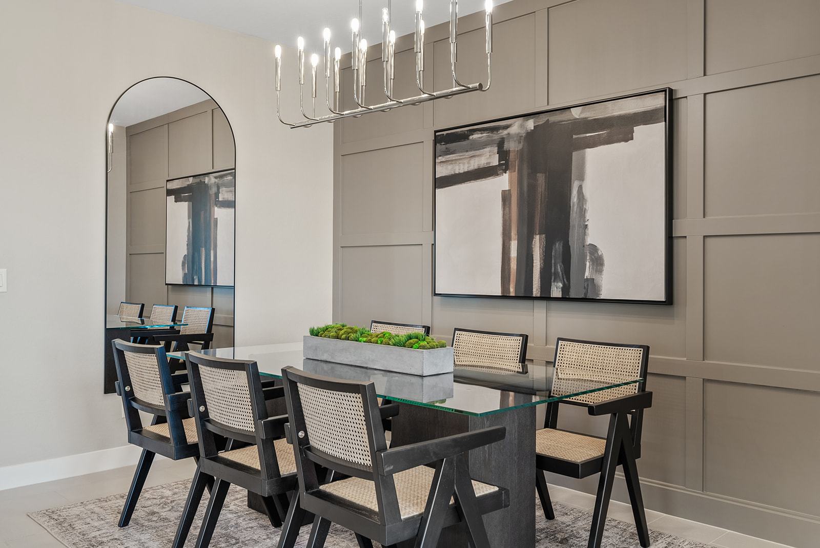 Asante DiscoveryOnyx ModelDining  2