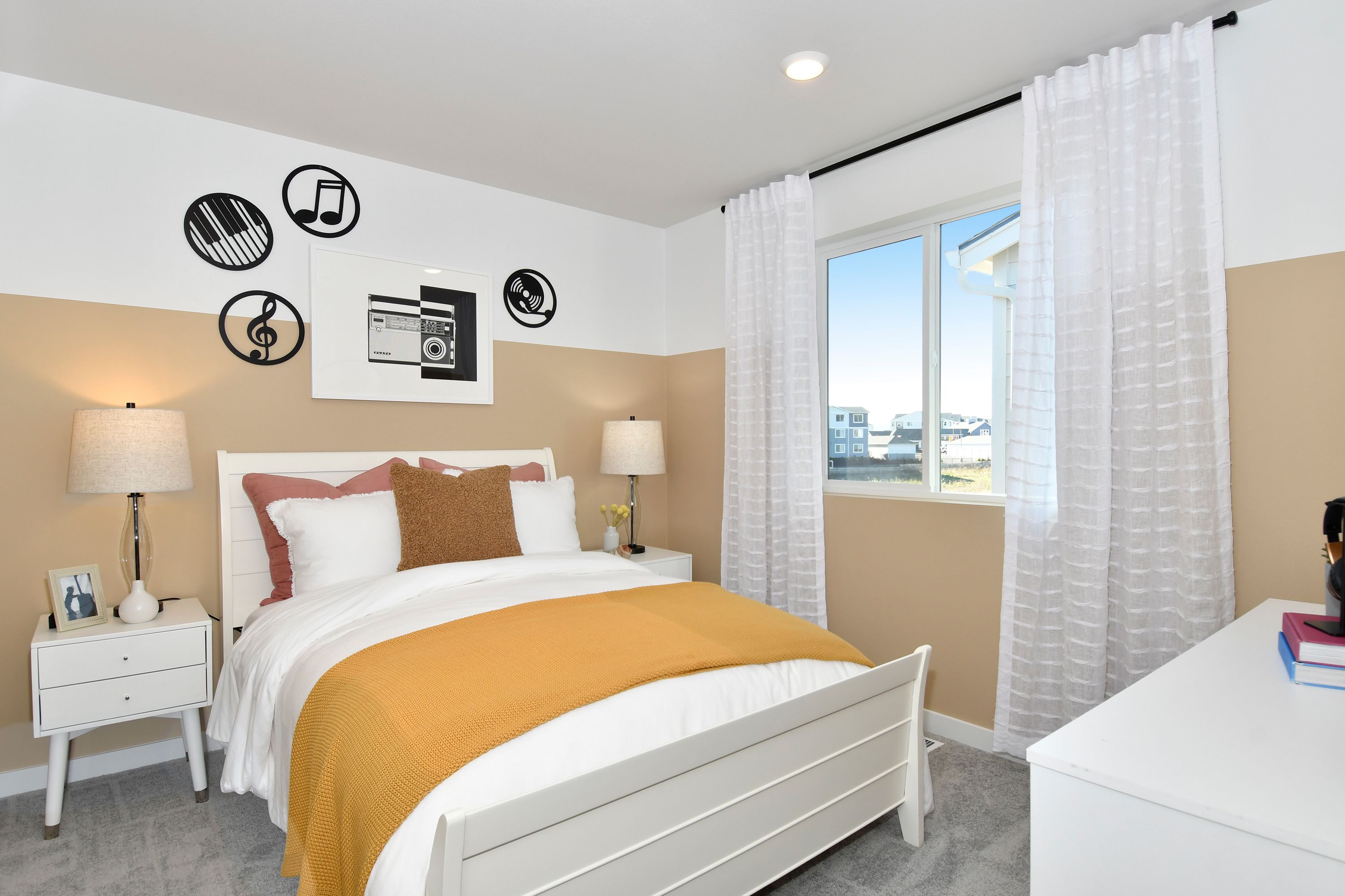 Lolich_ Lot 122_18520 SW Buckhorn Dr_39