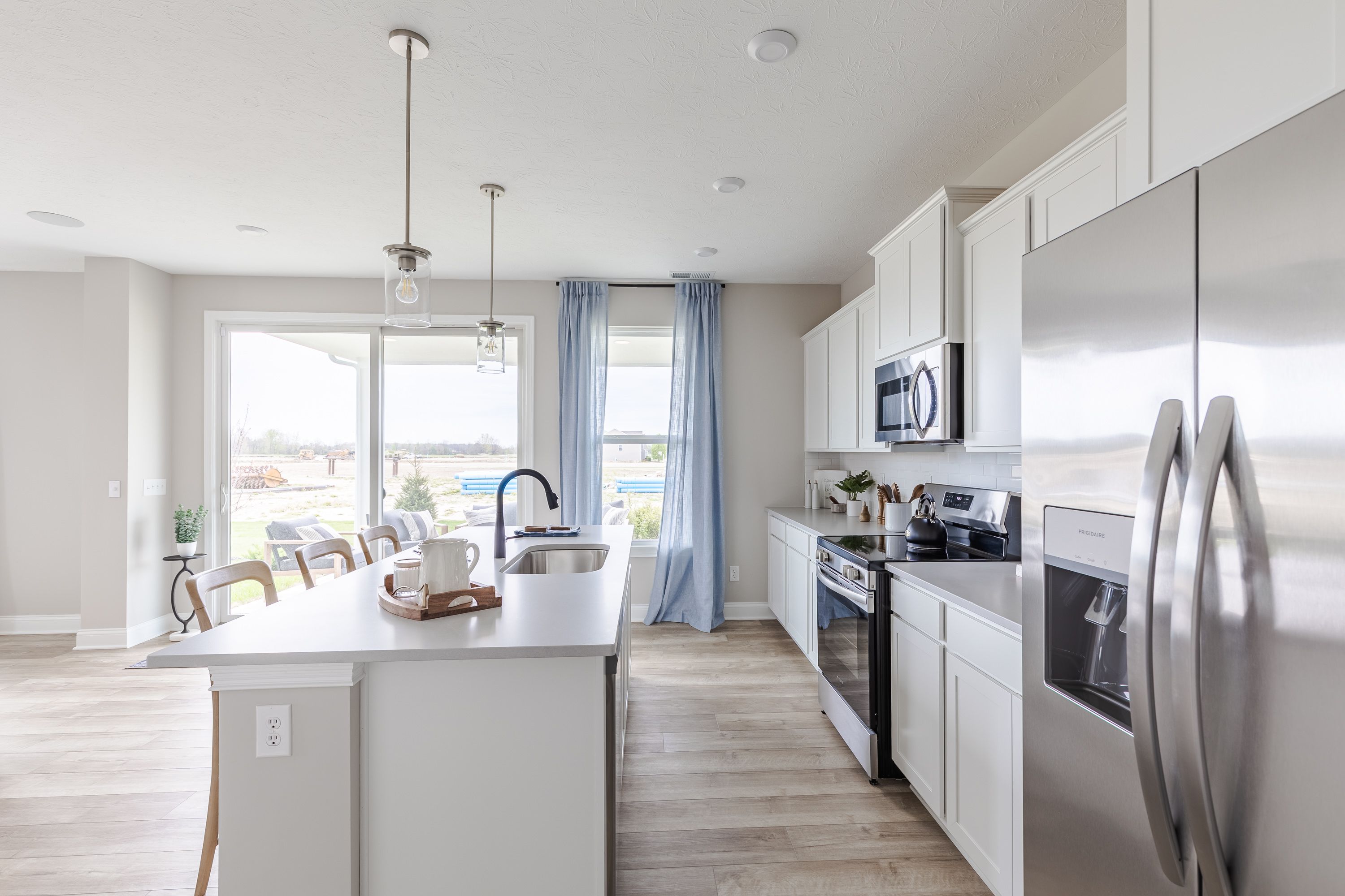 09 Kitchen