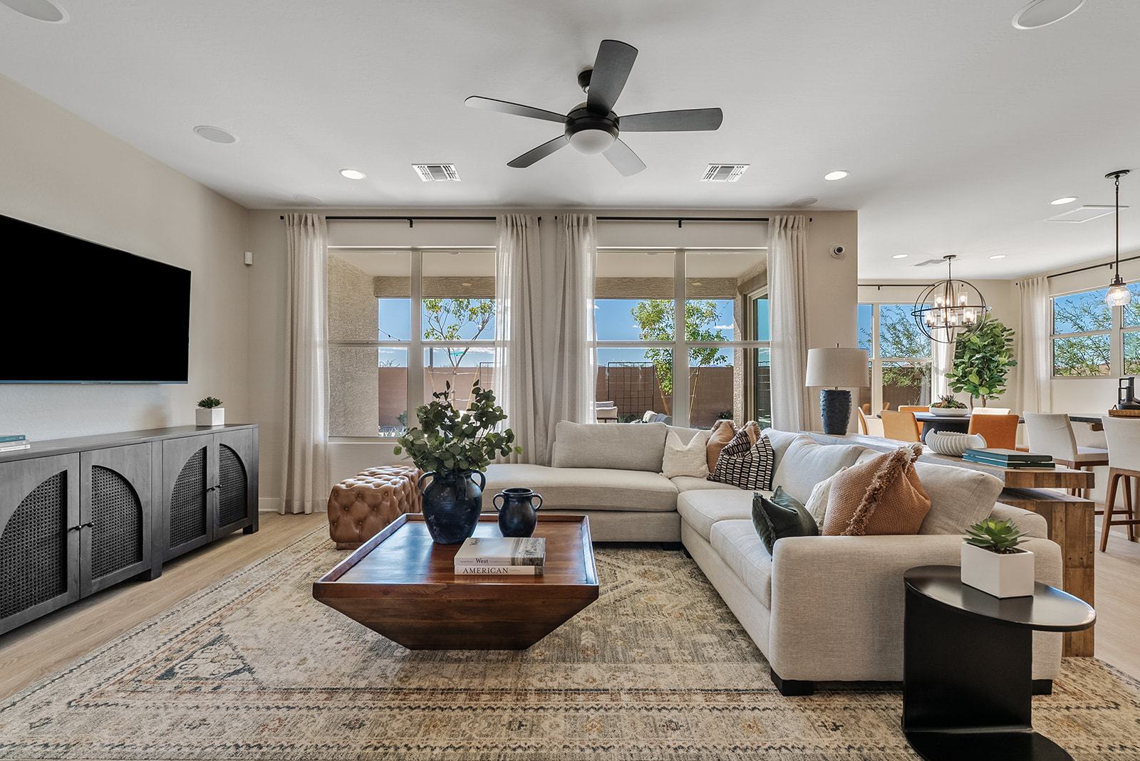 Asante Passage ZionGreat Room 1