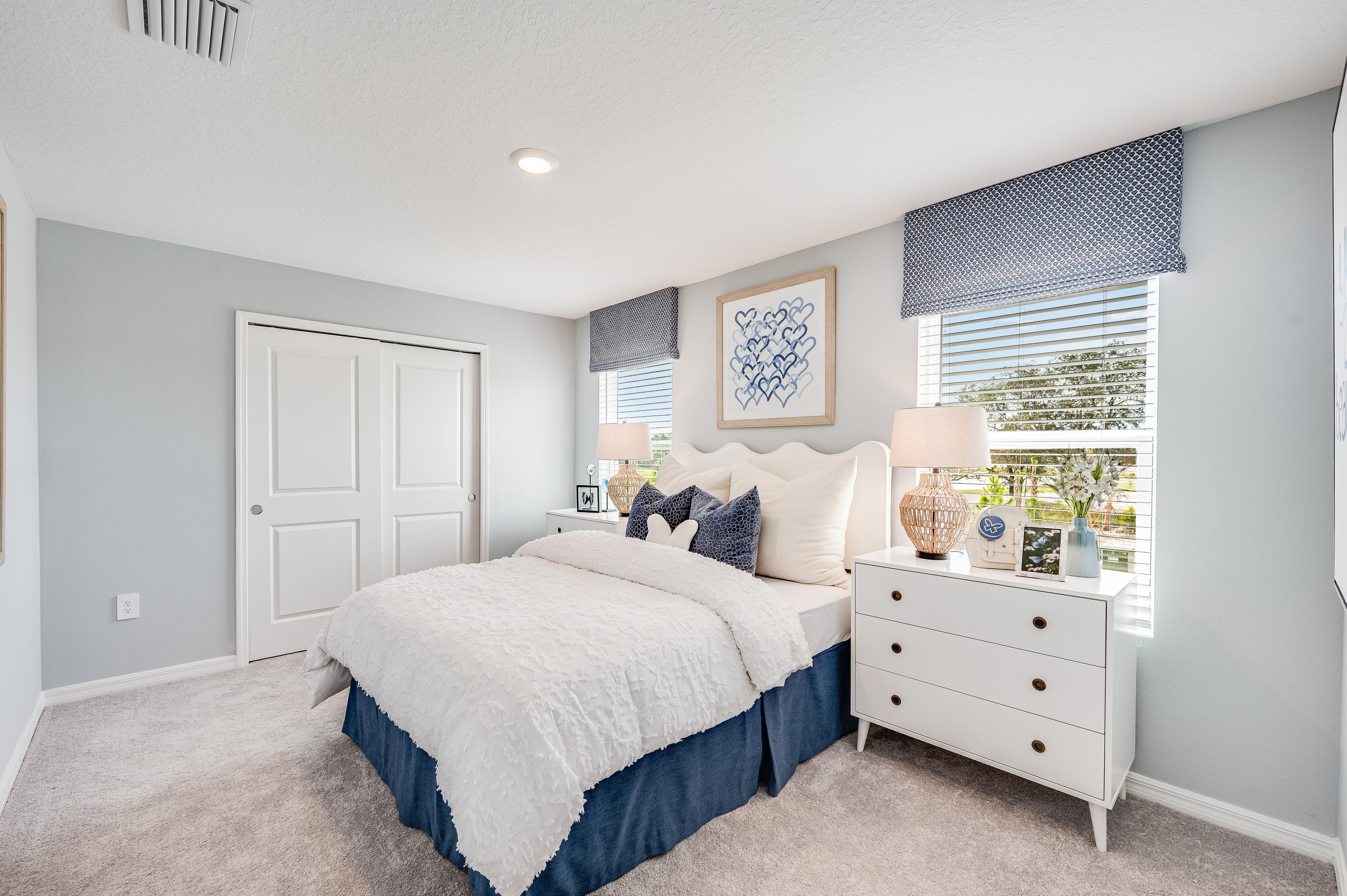 hj-fl-tampa-rc-0110-palmwind-elm-bedroom-002