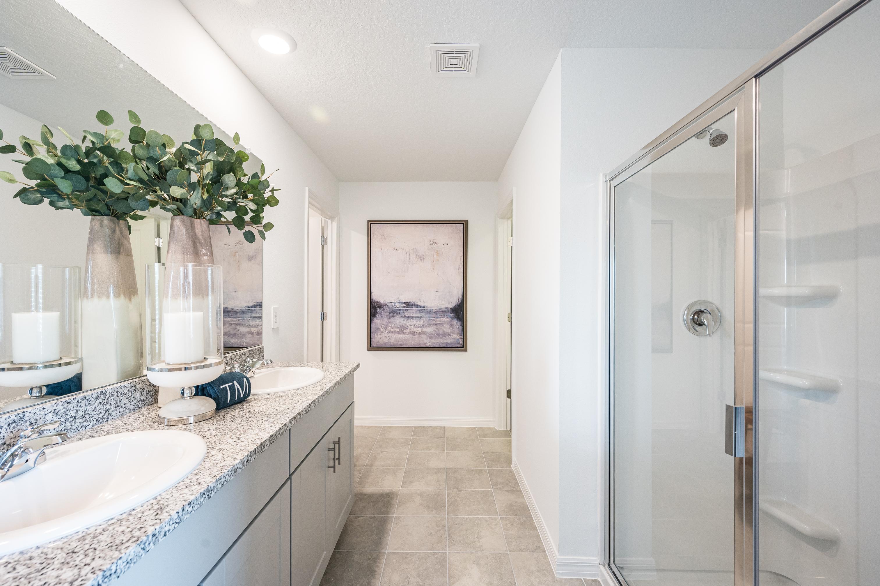 hj-fl-tampa-rc-0110-palmwind-elm-bathroom-003