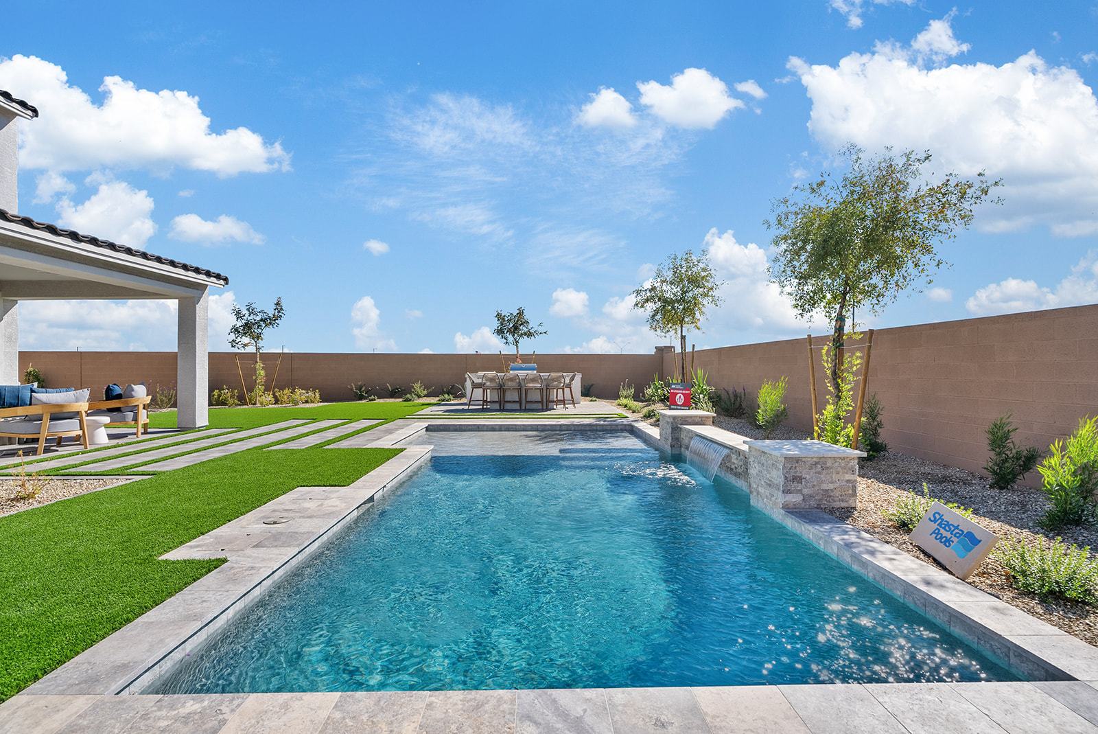 Asante Encore VictoryBackyard 2