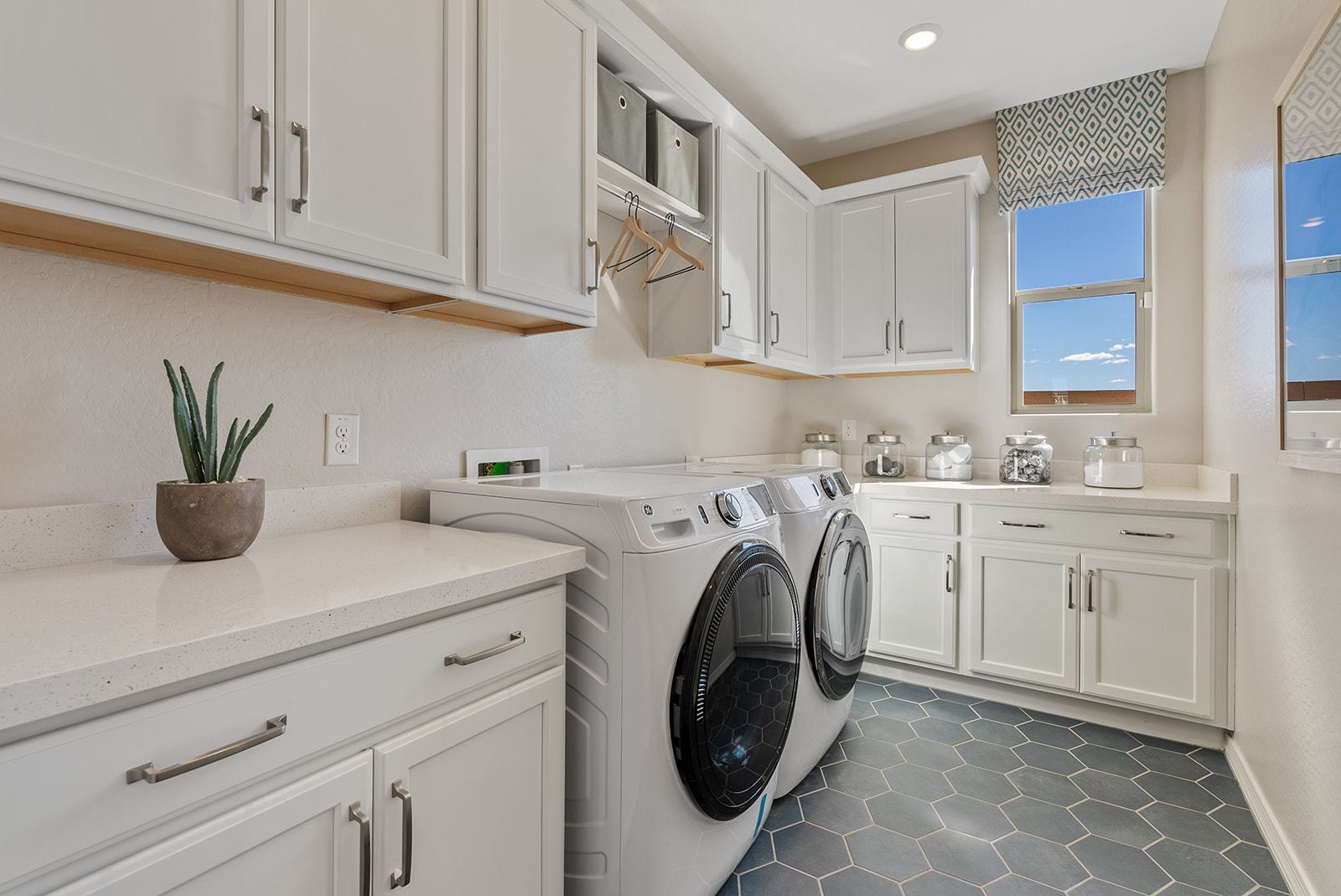 Asante Encore Victory_Laundry