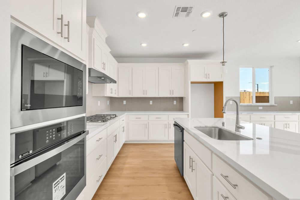 10308 Evangeline Way-32