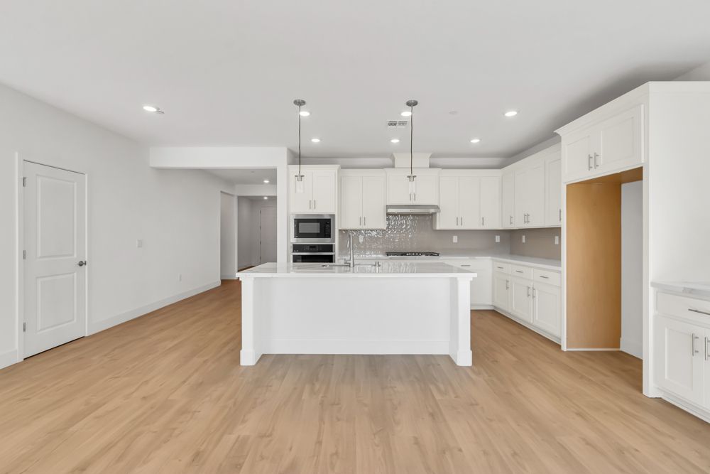 10308 Evangeline Way-39