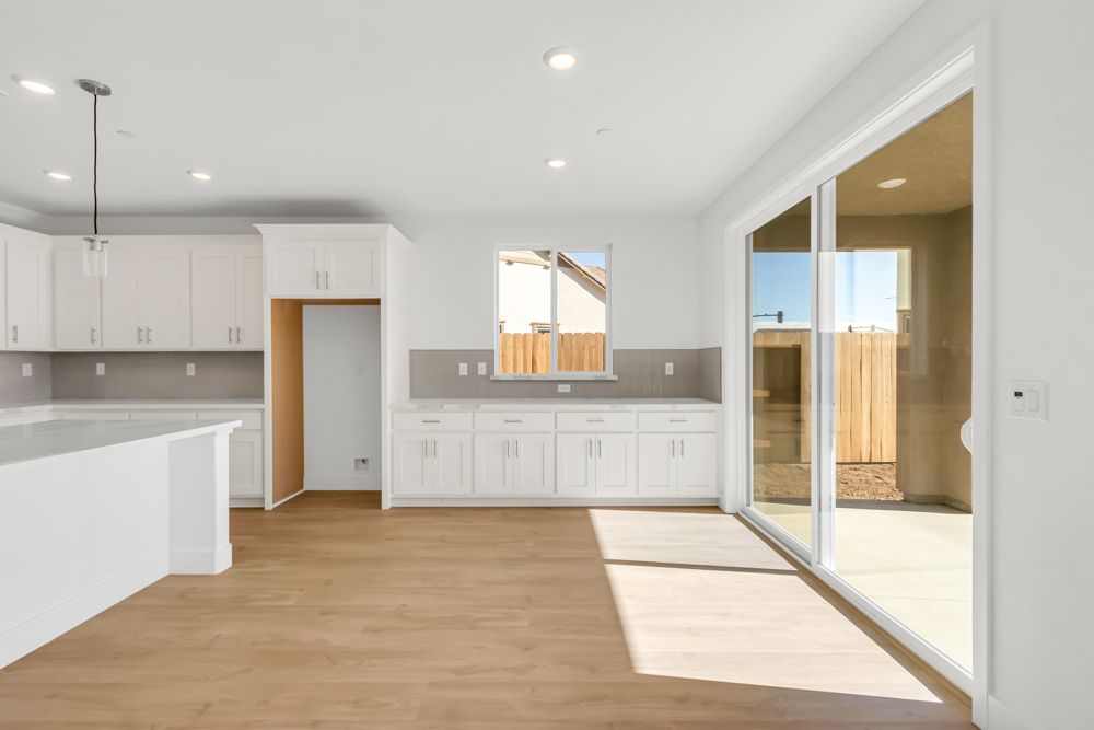 10308 Evangeline Way-40