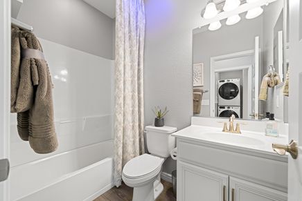 16 - Bath 2