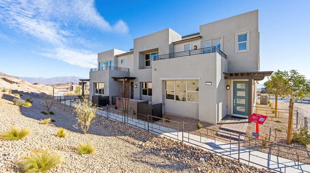 4-custom-TM Lark Hill Streetscene-4