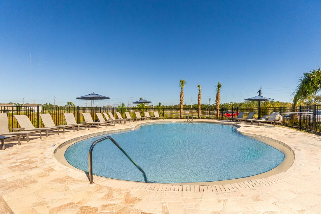 hj-fl-orlando-marion-creek-amenity-community-...