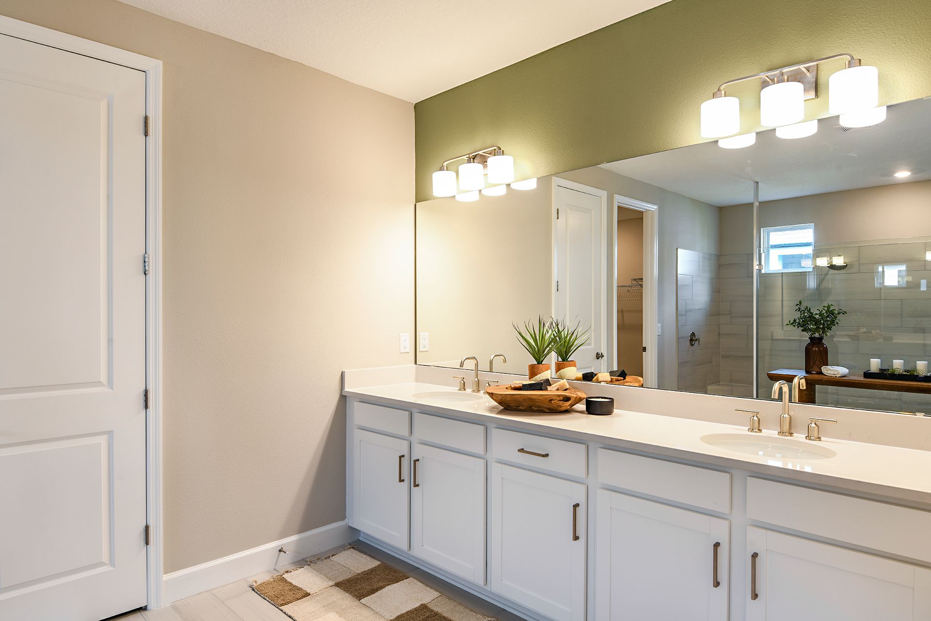 Colbert-Landing-Azores-2165-web