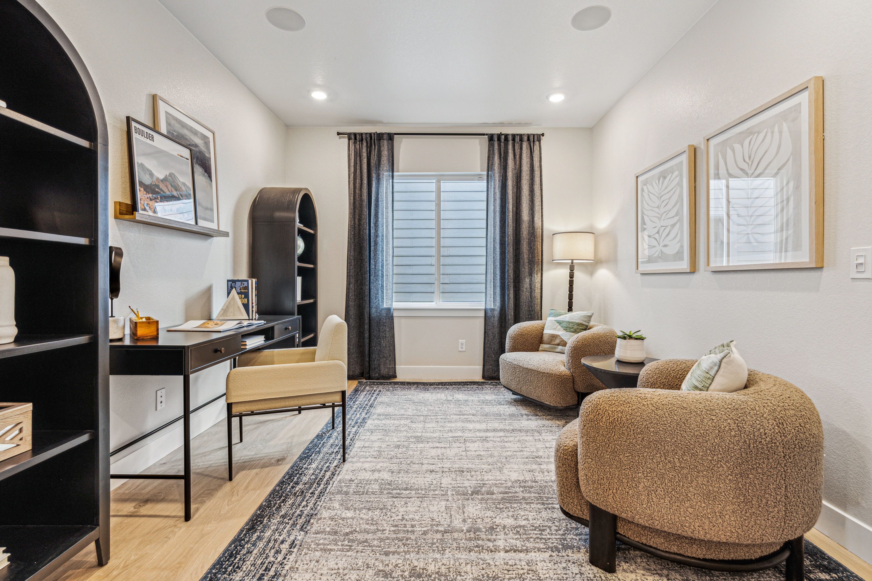 050-The-Maroon-Bells