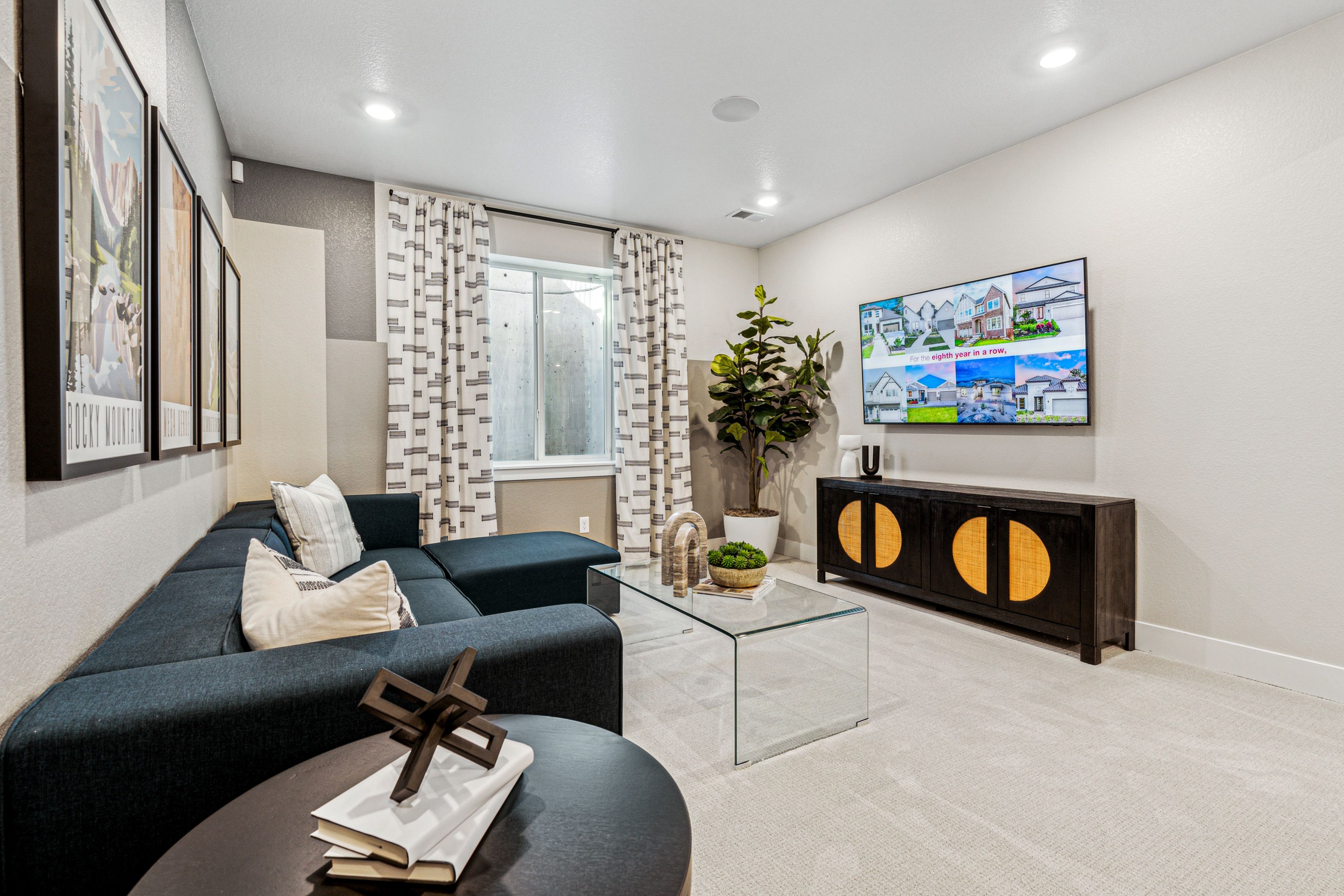 057-The-Maroon-Bells