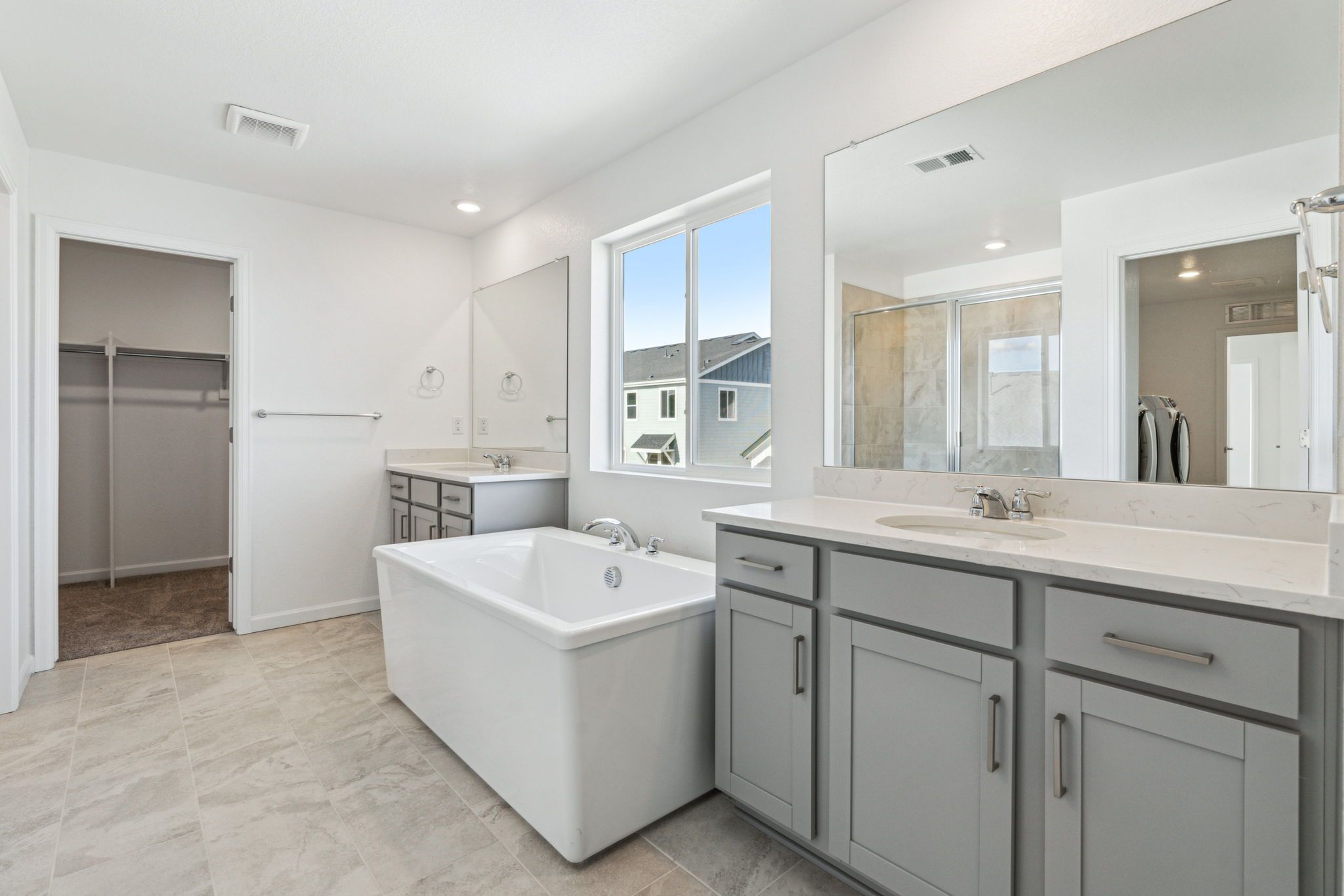 017-16653-W-93rd-Wy