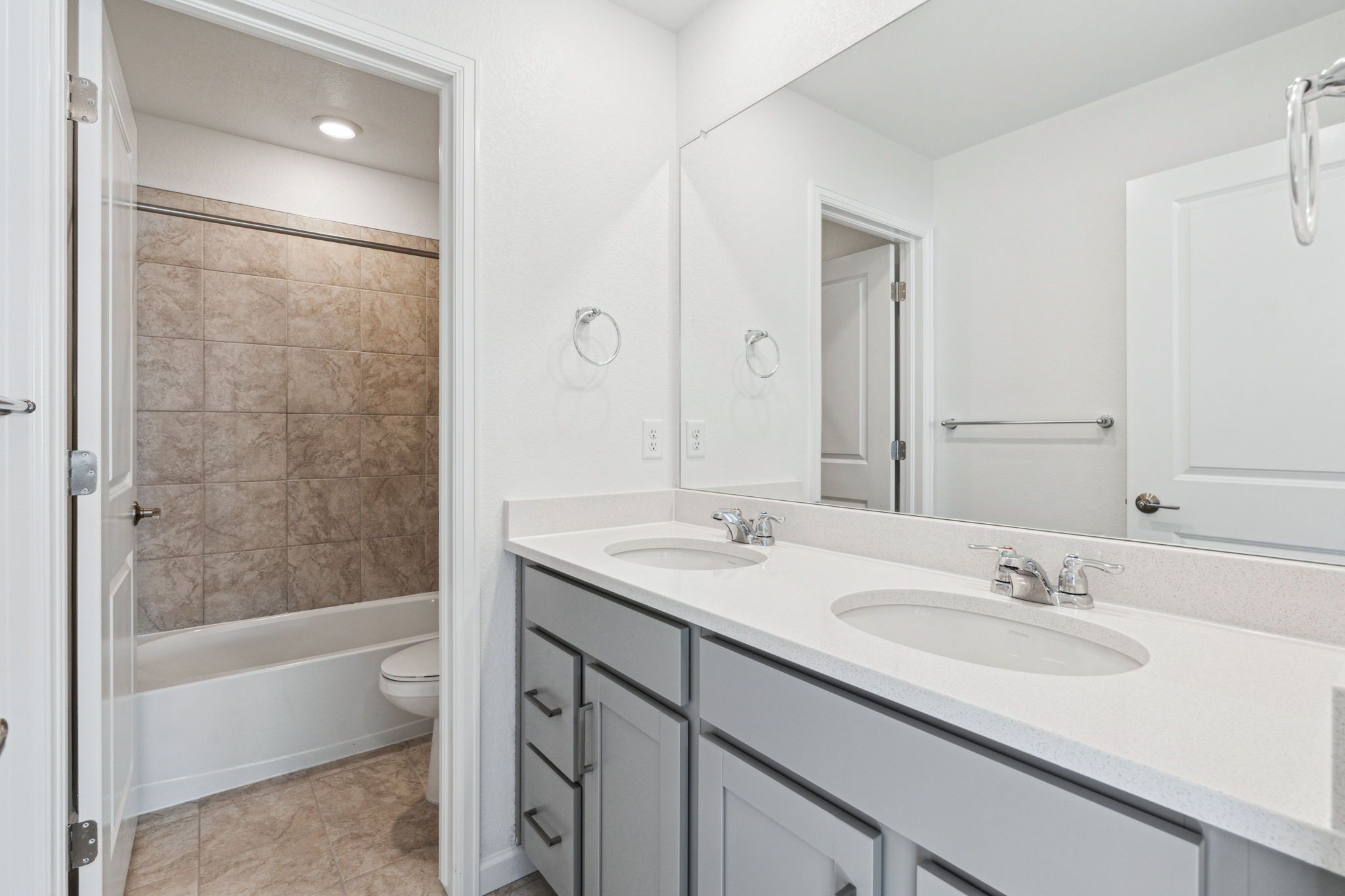 023-16653-W-93rd-Wy