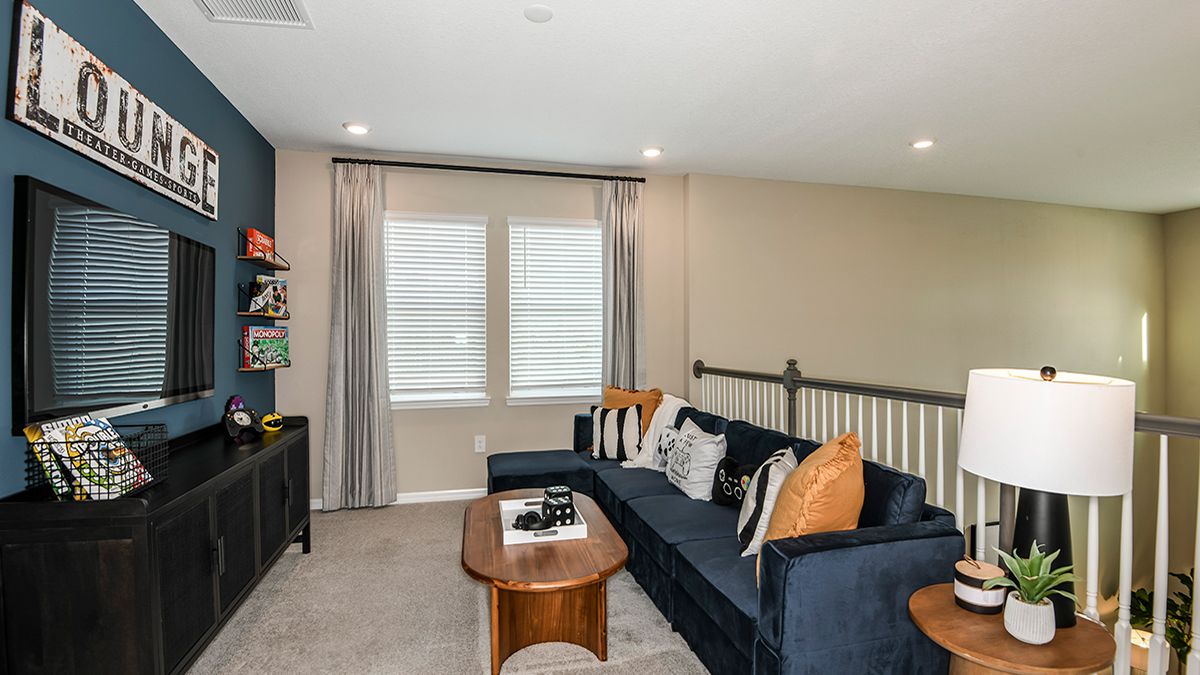 Aden-North-Anastasia-2614-1200x675