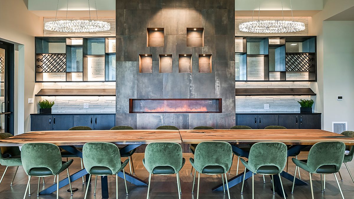 Esp-at-Azario-Culinary-Center-1063-1200x675-uva