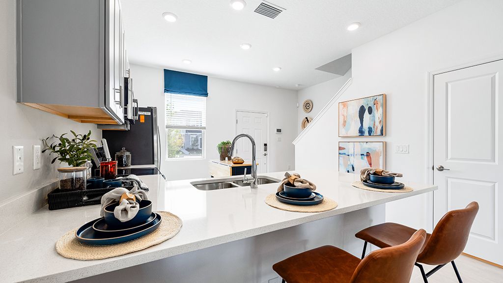 Ivy Model - The Townhomes At Azario Lakewood...