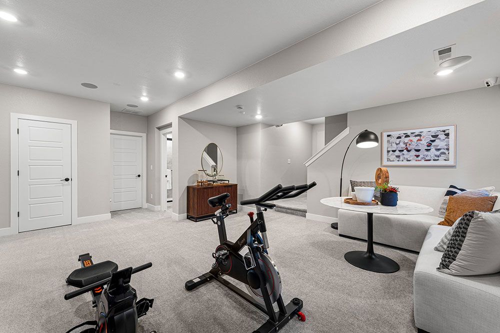 50-web-or-mls-050-8958-Whiteclover-St-Print